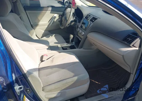 2011 Toyota Camry Le z USA, uszkodzony, nr VIN 4T1BF3EK0BU712096